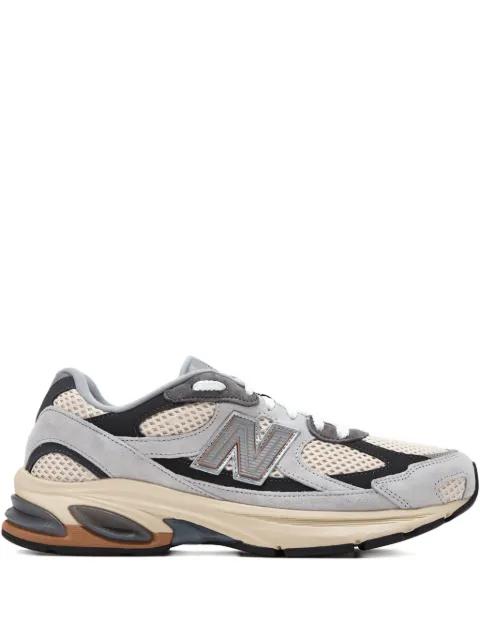 2010 panelled low-top sneakers by NEW BALANCE