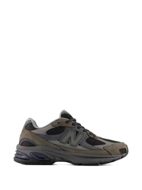 2010 suede-panel sneakers by NEW BALANCE