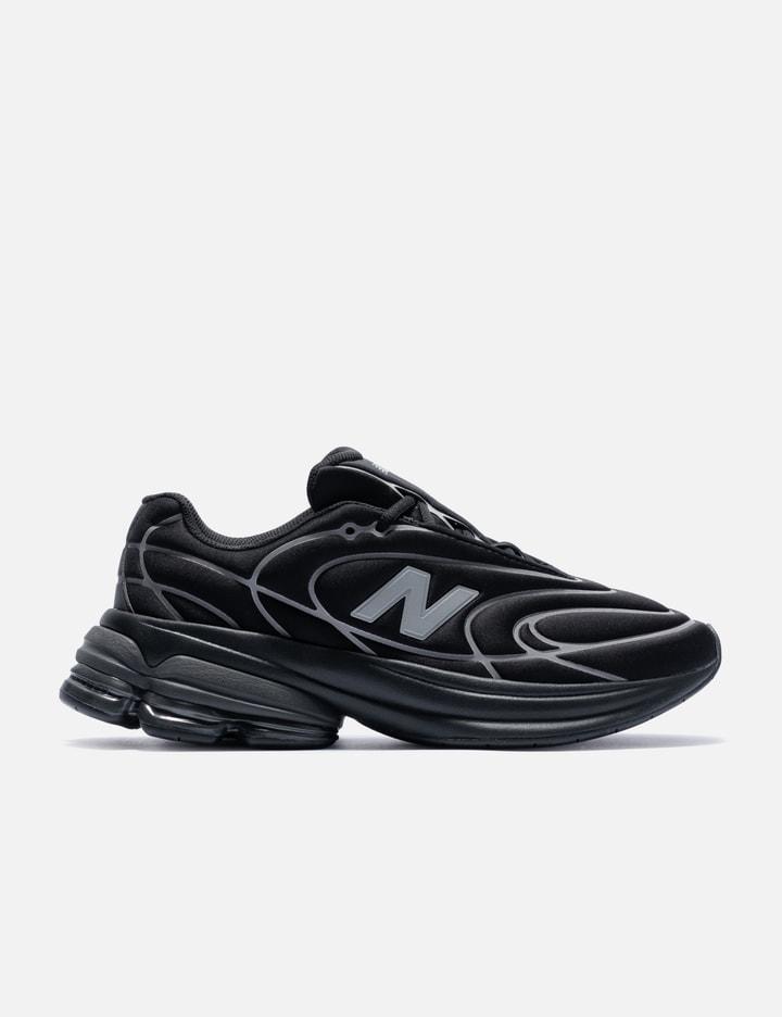 5030 by NEW BALANCE