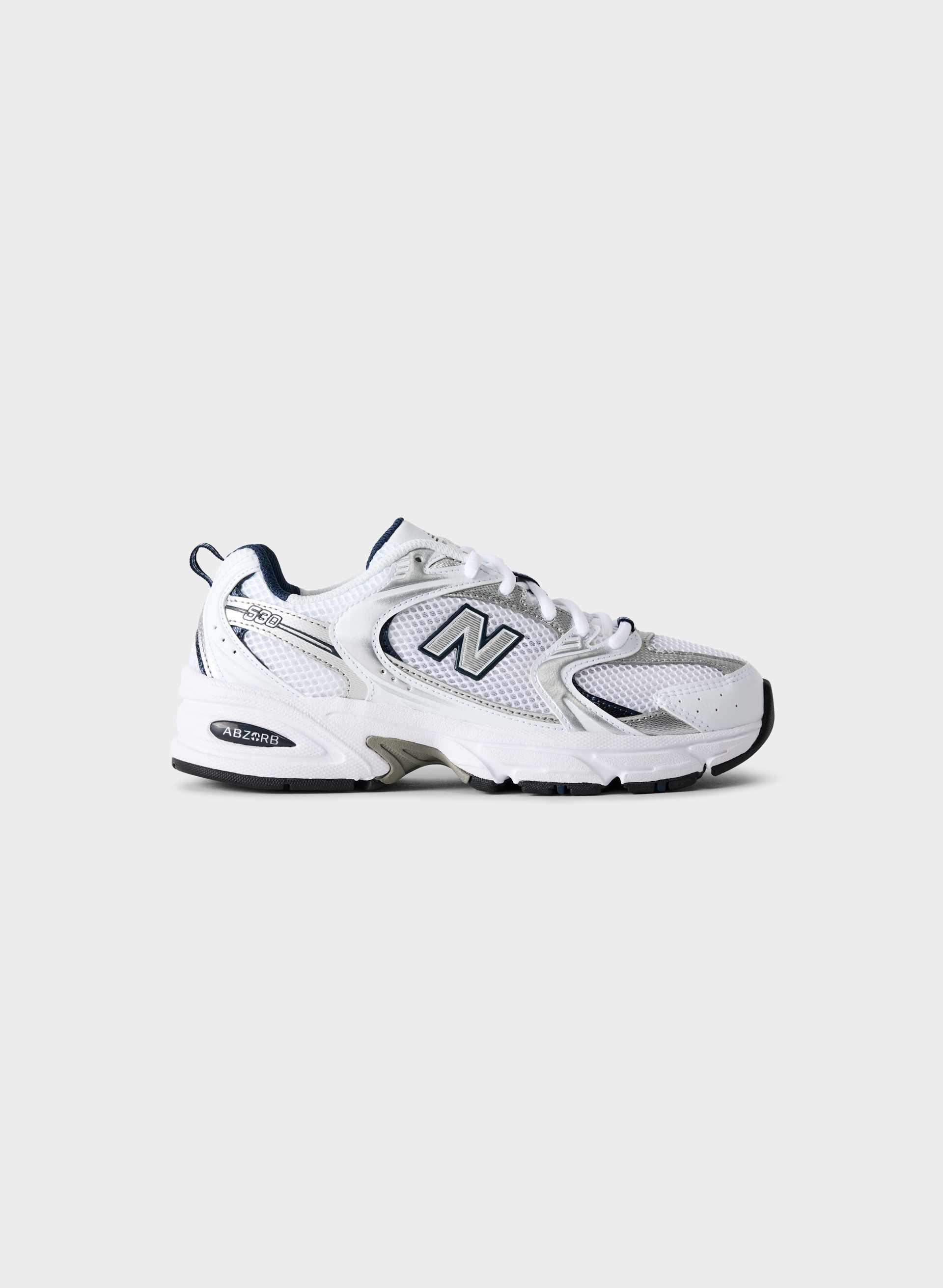 530 by NEW BALANCE