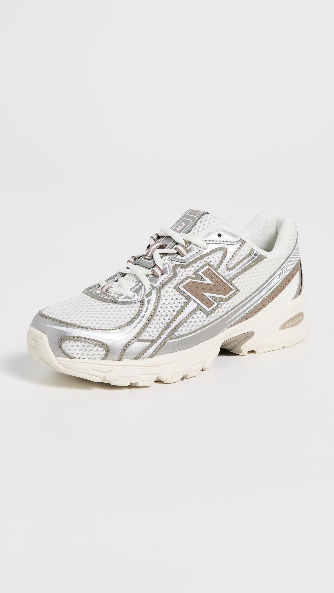 740 Sneakers by NEW BALANCE
