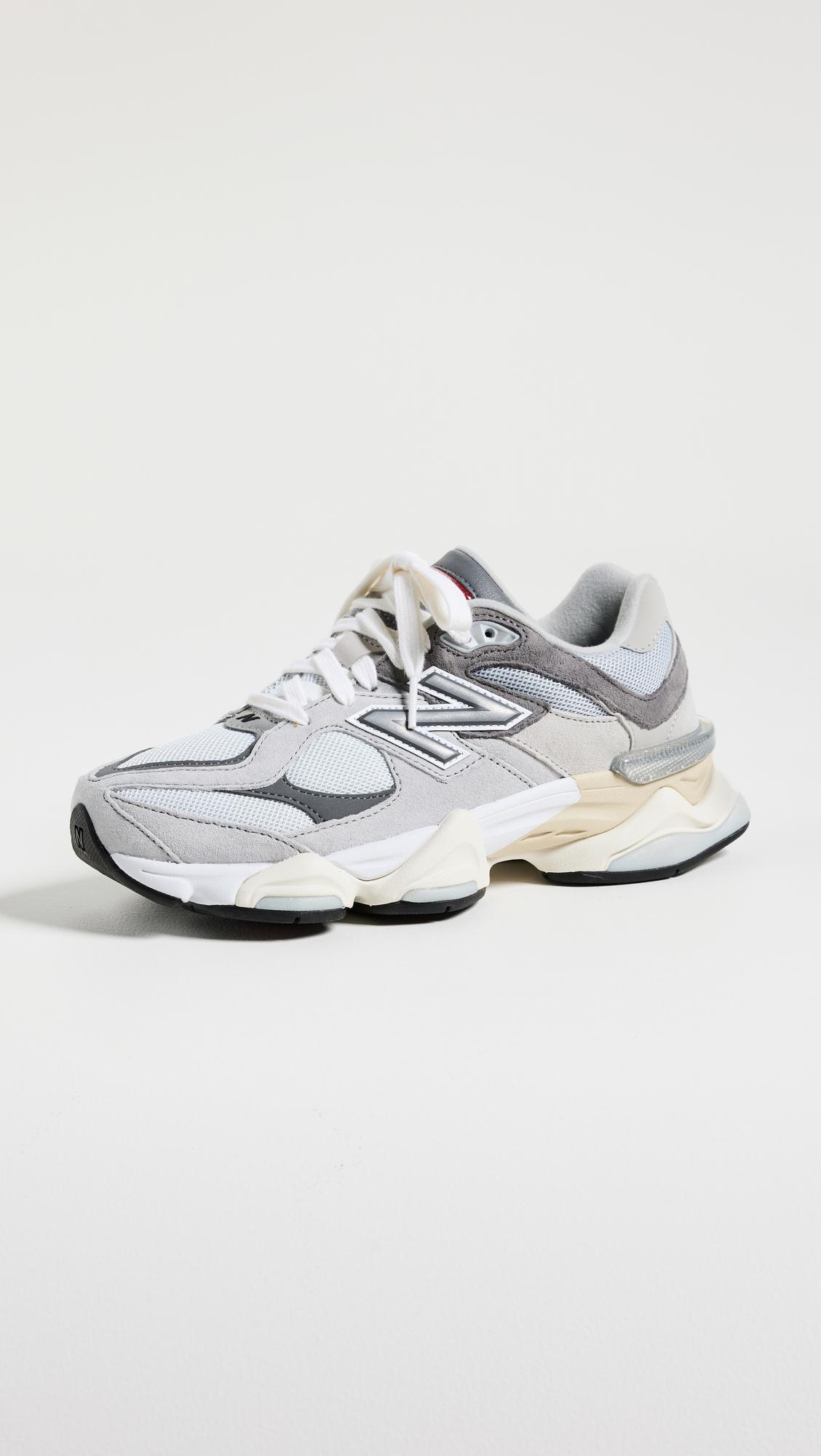 9060 Unisex Sneakers by NEW BALANCE