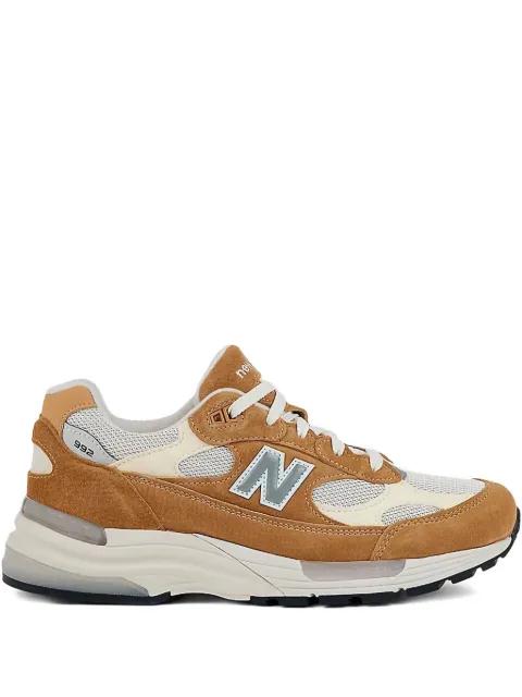 992 "Made in USA - Sweet Caramel/Calcium" sneakers by NEW BALANCE