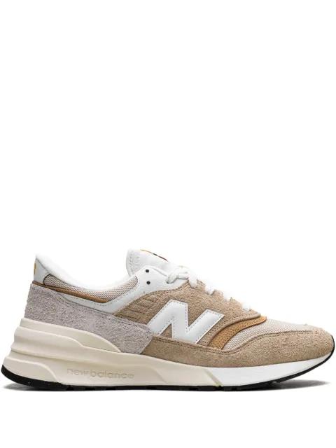 997R "Dolce/Sandstone" sneakers by NEW BALANCE