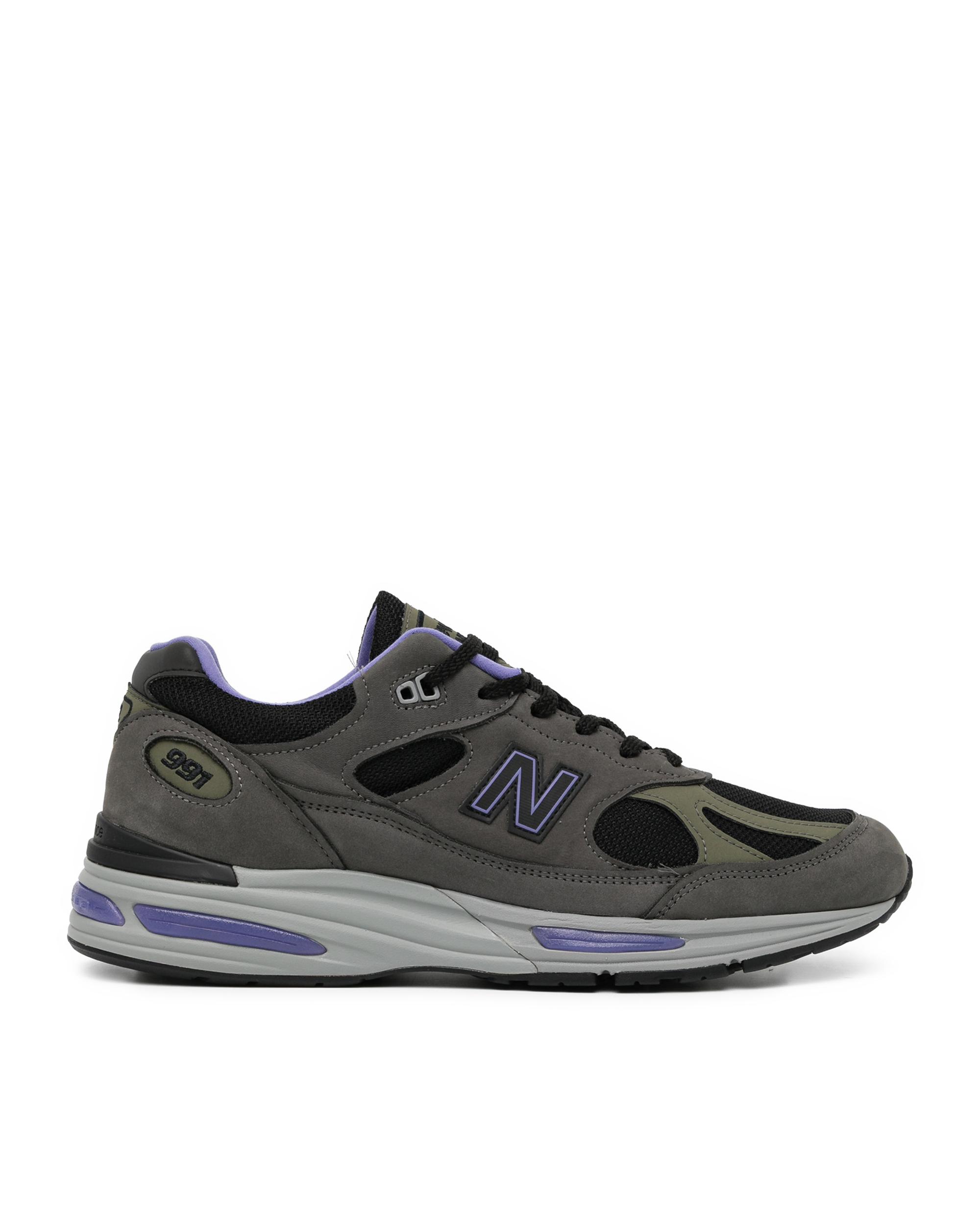 Made in UK 991v2 sneakers by NEW BALANCE