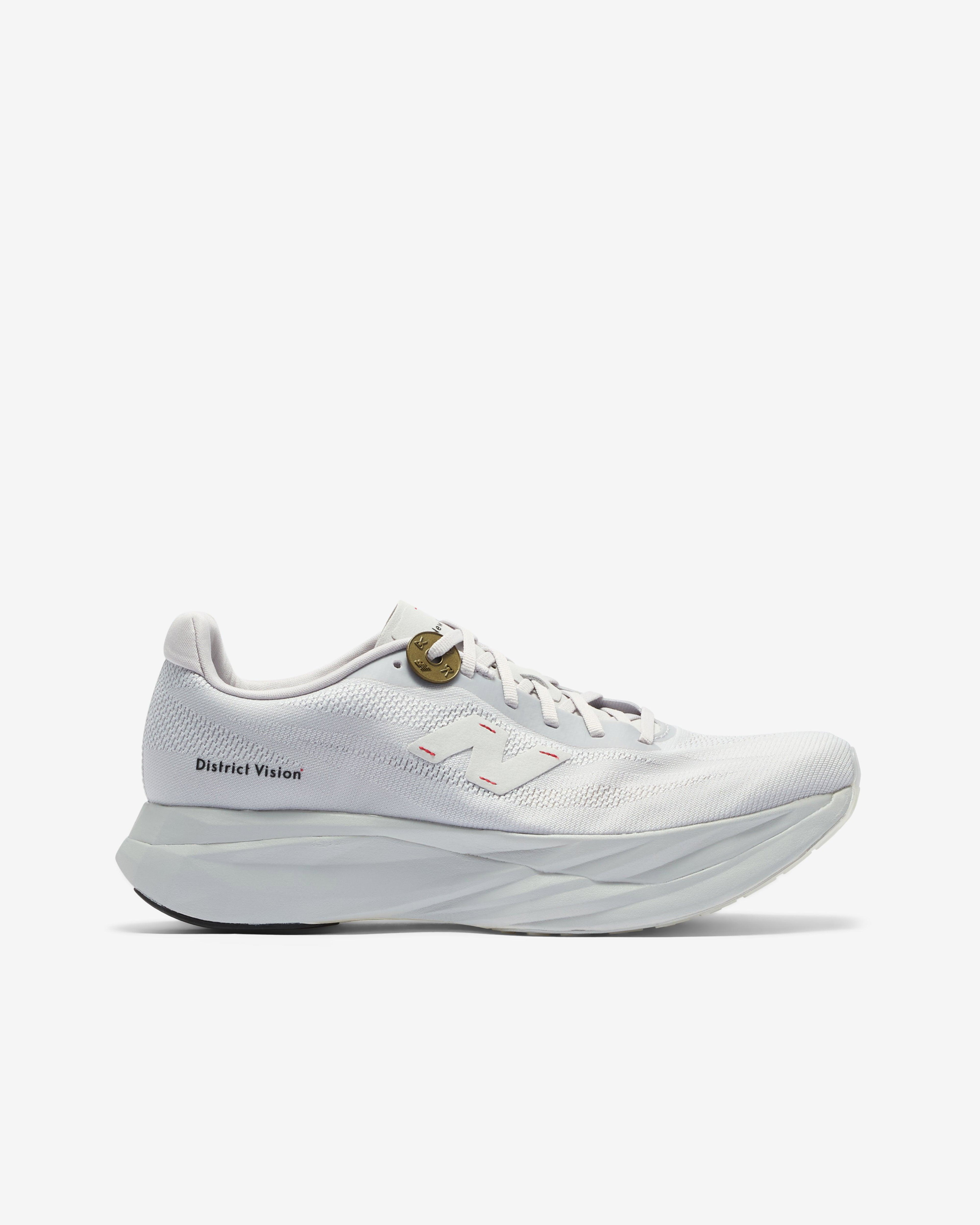 New Balance - Men's District Vision SC Elite - (Grey) by NEW BALANCE