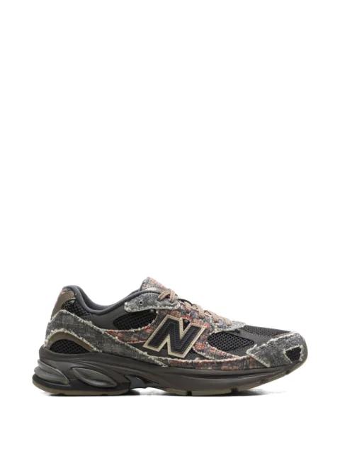 distressed effect low top sneakers by NEW BALANCE