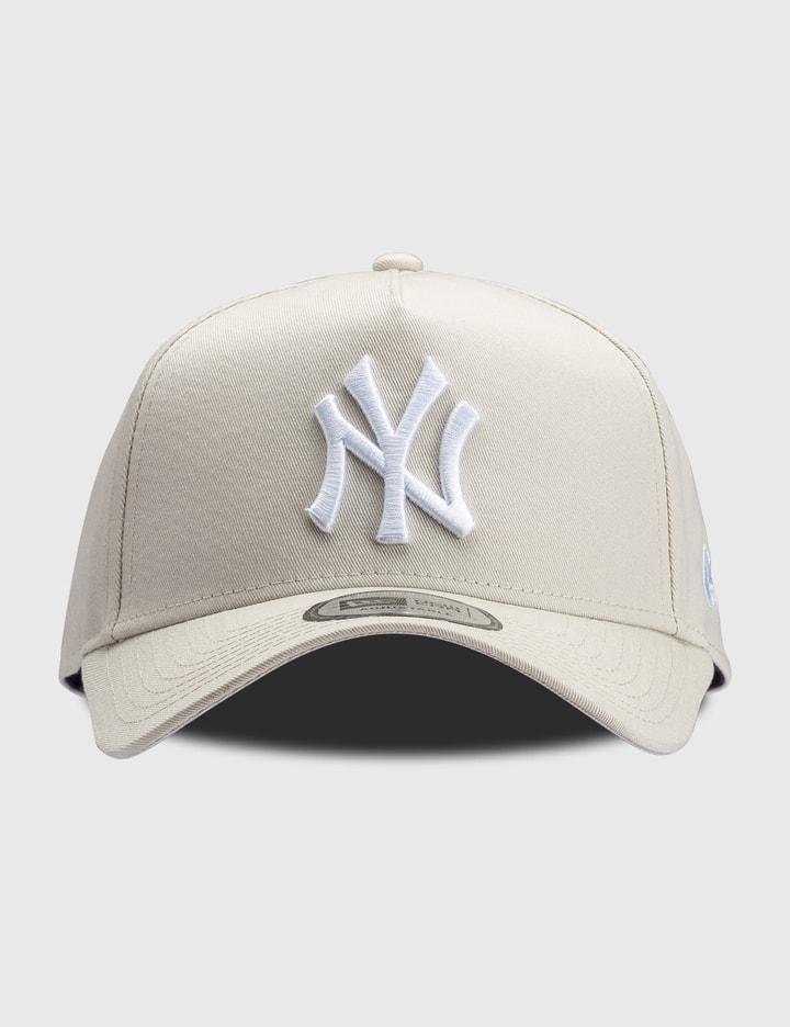 940AF Colour Essential New York Yankees by NEW ERA