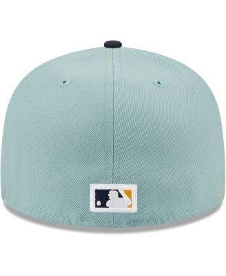 Men's Light Blue, Navy Toronto Blue Jays Beach Kiss 59FIFTY Fitted Hat by NEW ERA
