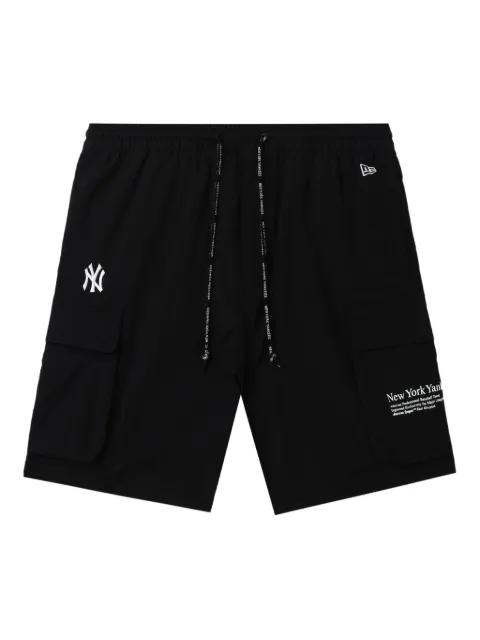 cargo-pocket shorts by NEW ERA