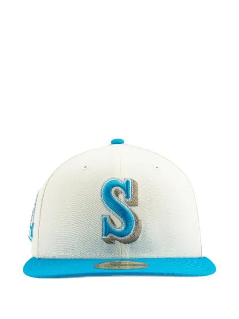 embroidered hat by NEW ERA