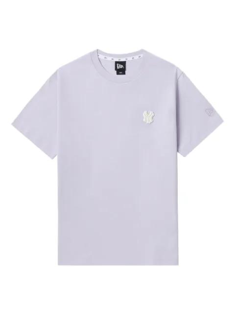 embroidered-logo T-shirt by NEW ERA