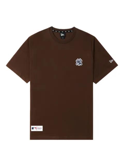 logo-patch T-shirt by NEW ERA