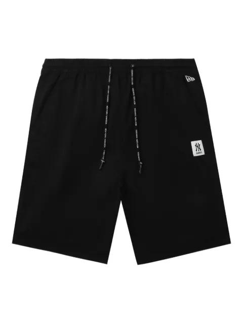 logo-patch shorts by NEW ERA
