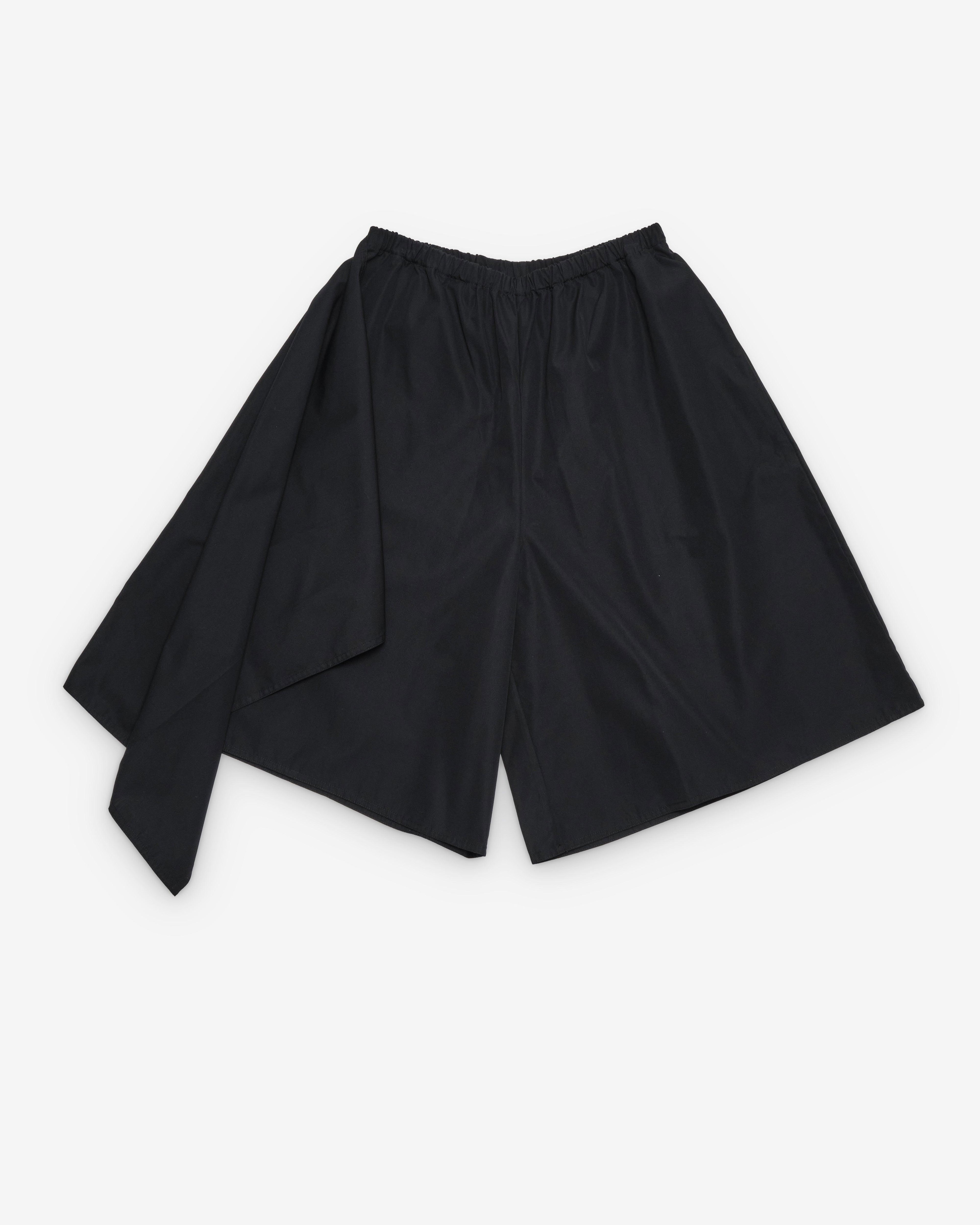 NICCOLO PASQUALETTI - Women's Harem Shorts - (Black) by NICCOLO PASQUALETTI