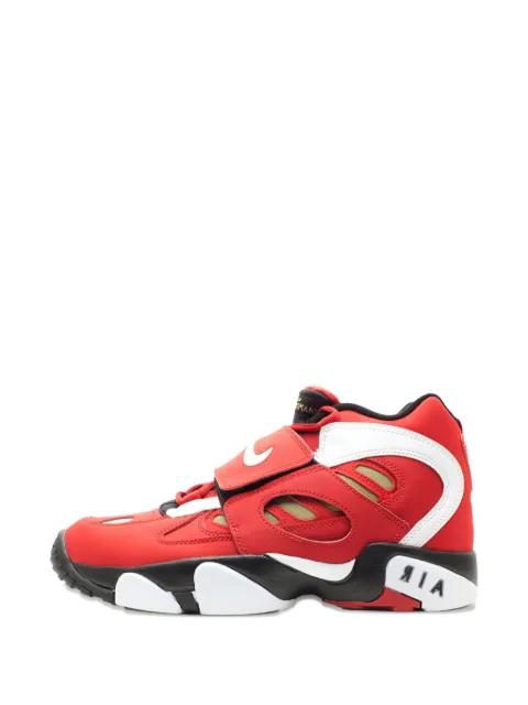 Air Diamond Turf 2 sneakers by NIKE