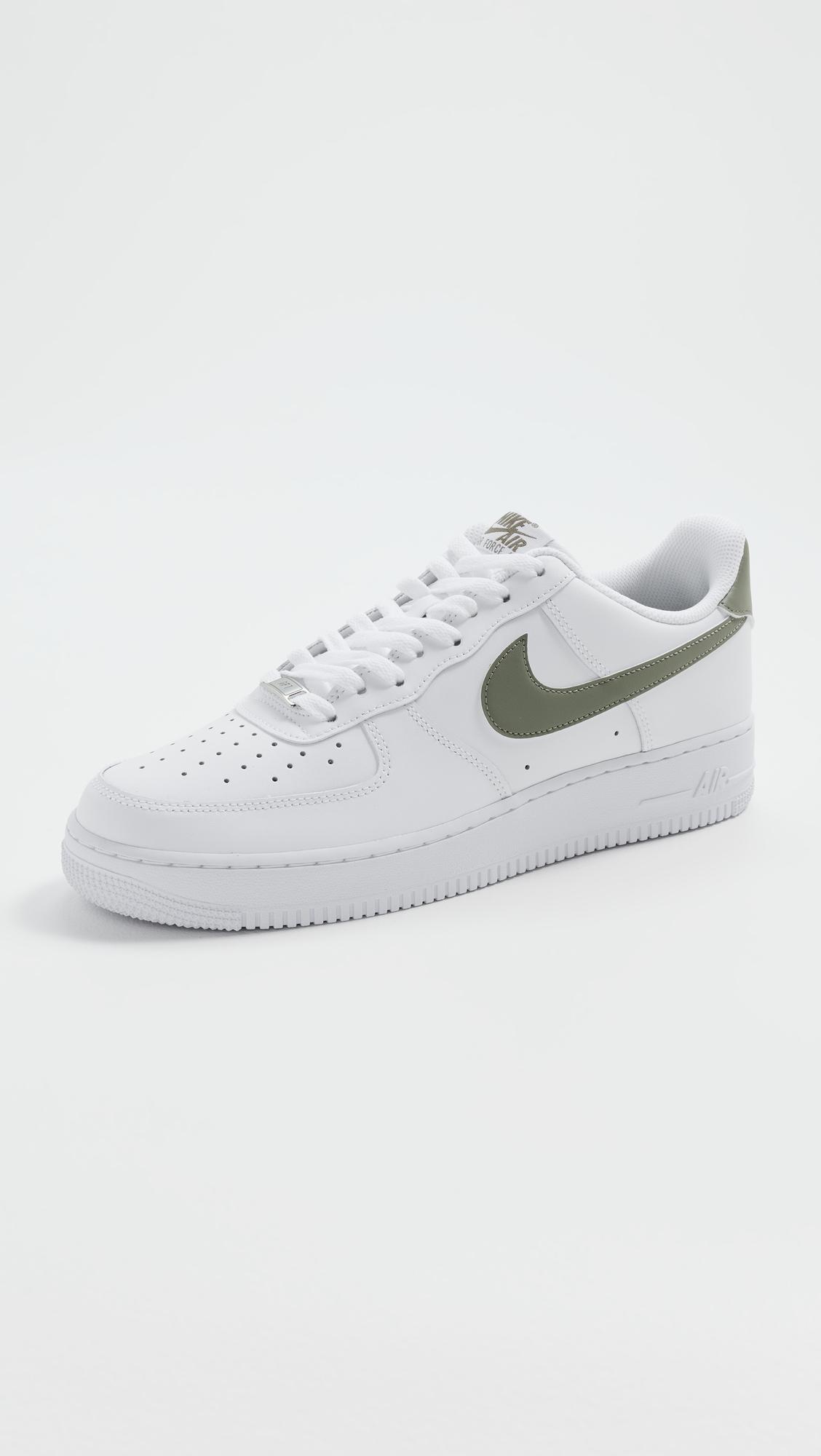 Air Force 1 '07 ESS Sneakers by NIKE