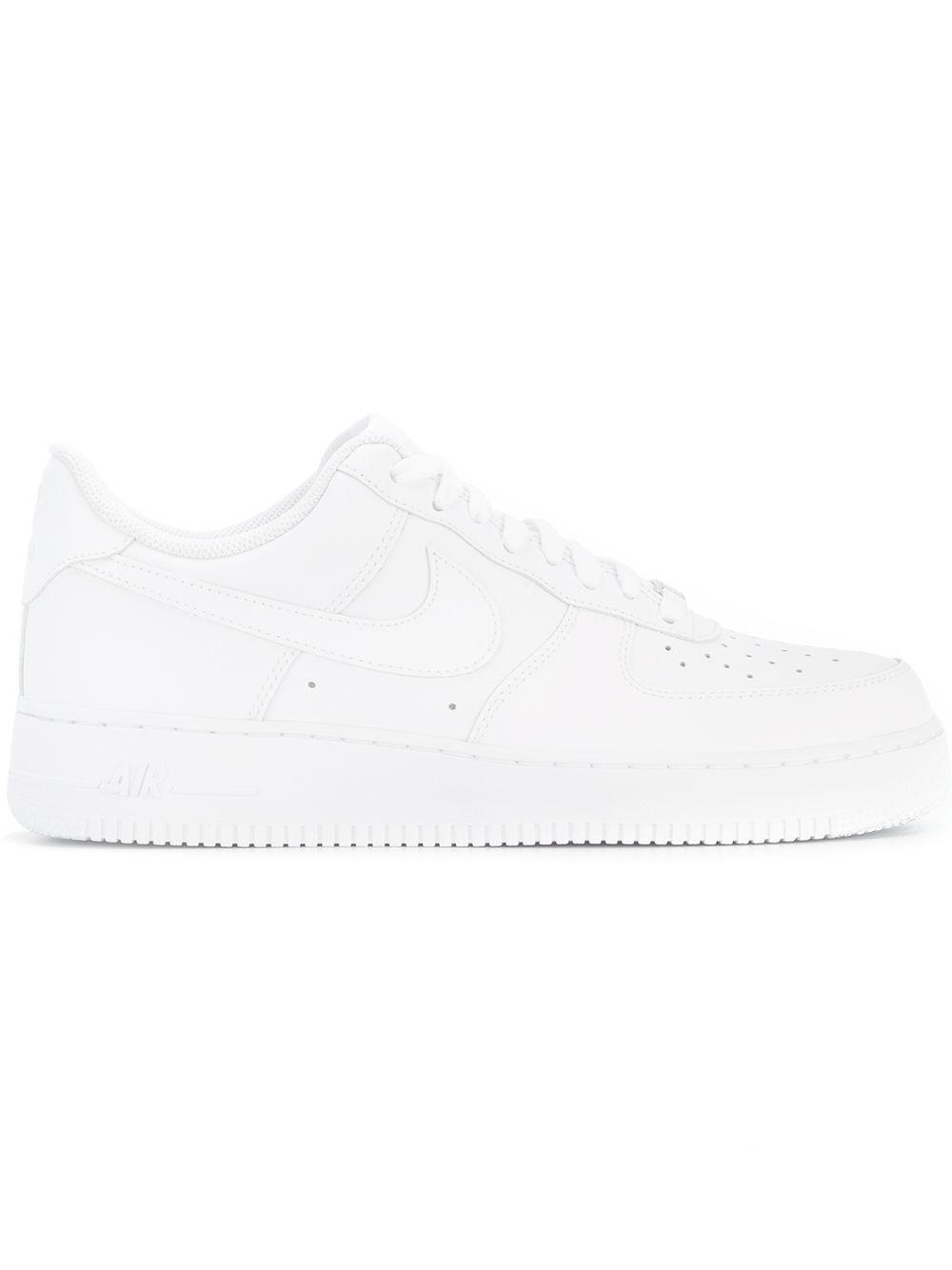 Air Force 1´07 sneakers by NIKE