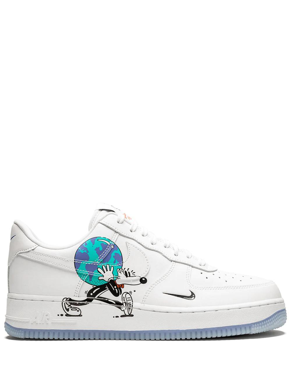 Air Force 1 Flyleather QS "Earth Day" sneakers by NIKE