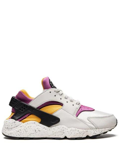 Air Huarache ''Light Bone/Lethal Pink-Univers'' sneakers by NIKE