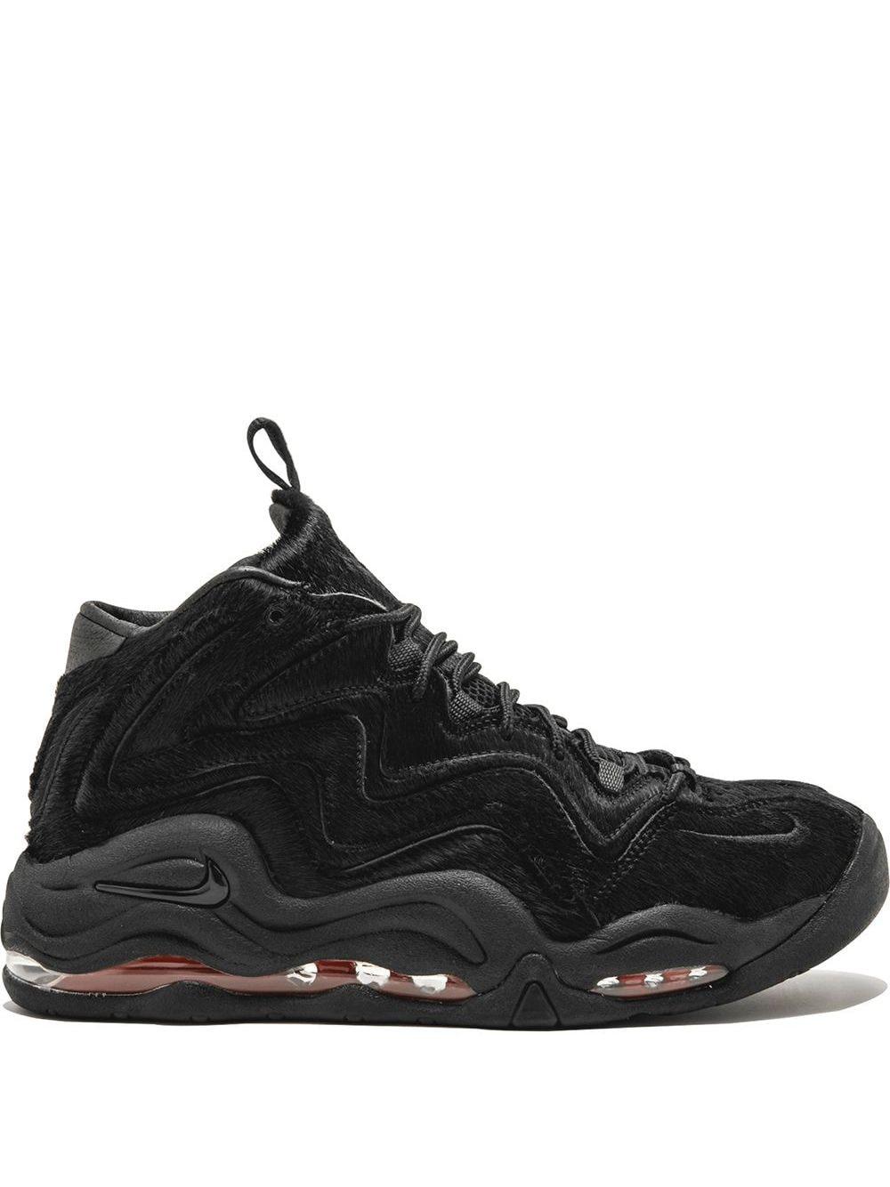 Air Pippen sneakers by NIKE