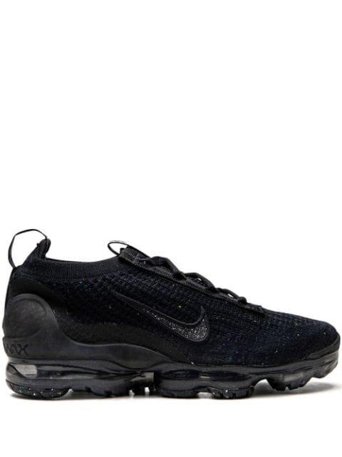 Air Vapormax 2021 Flyknit "Triple Black" sneakers by NIKE