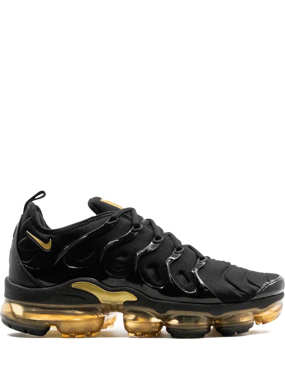 Air Vapormax Plus "Black/Gold" sneakers by NIKE