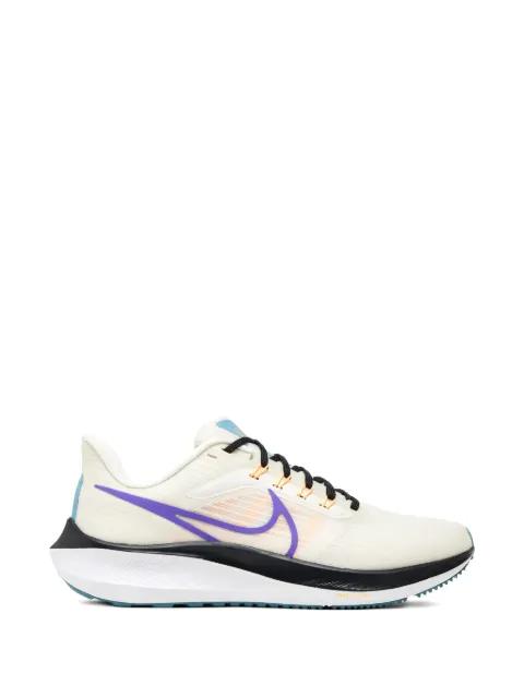 Air Zoom Pegasus 39 running sneakers by NIKE