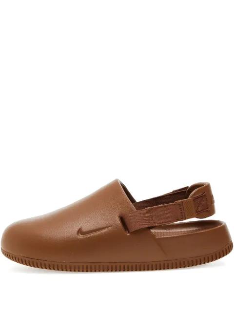Calm strap shoes by NIKE