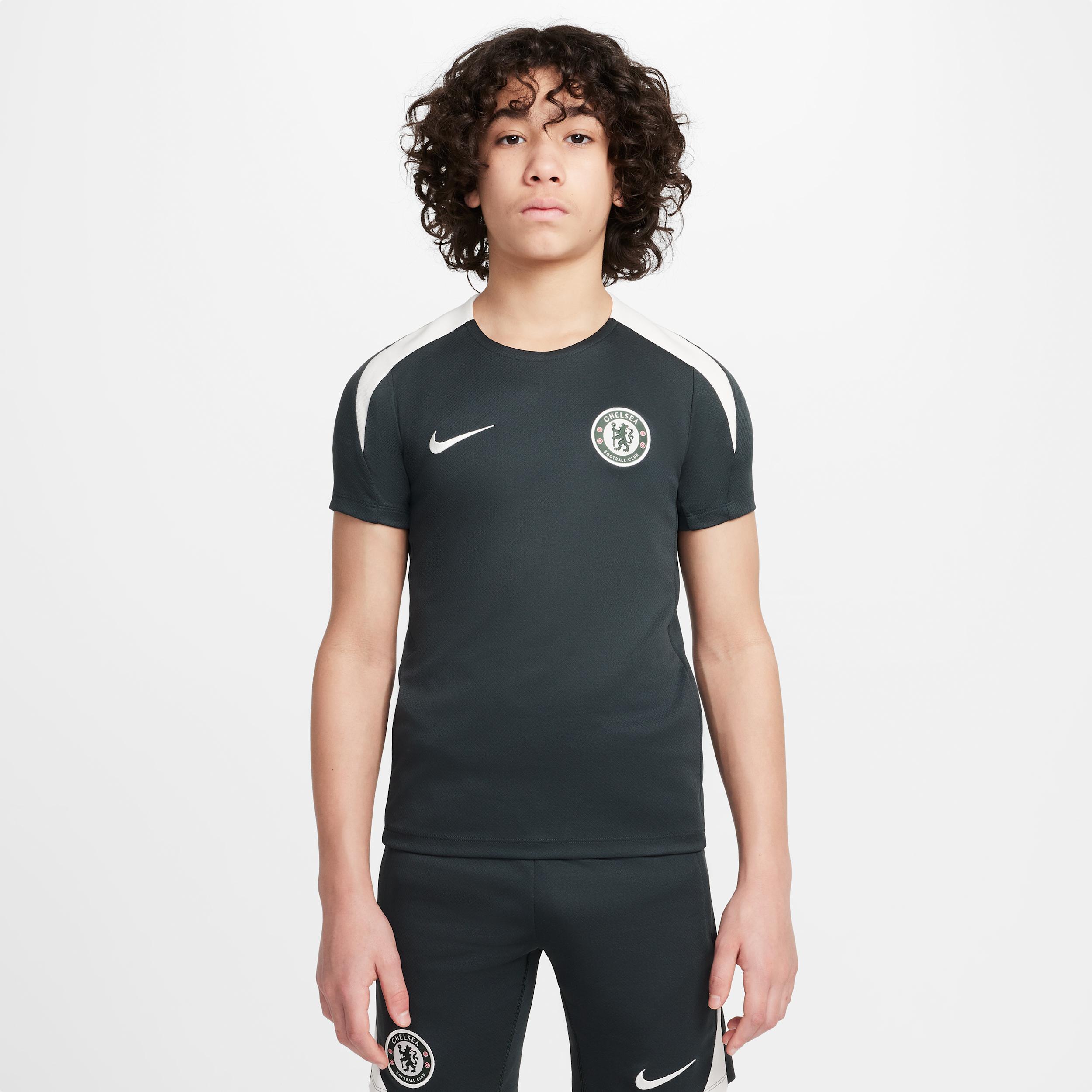 Chelsea FC Strike Big Kids' Nike Dri-FIT Soccer Short-Sleeve Top by NIKE