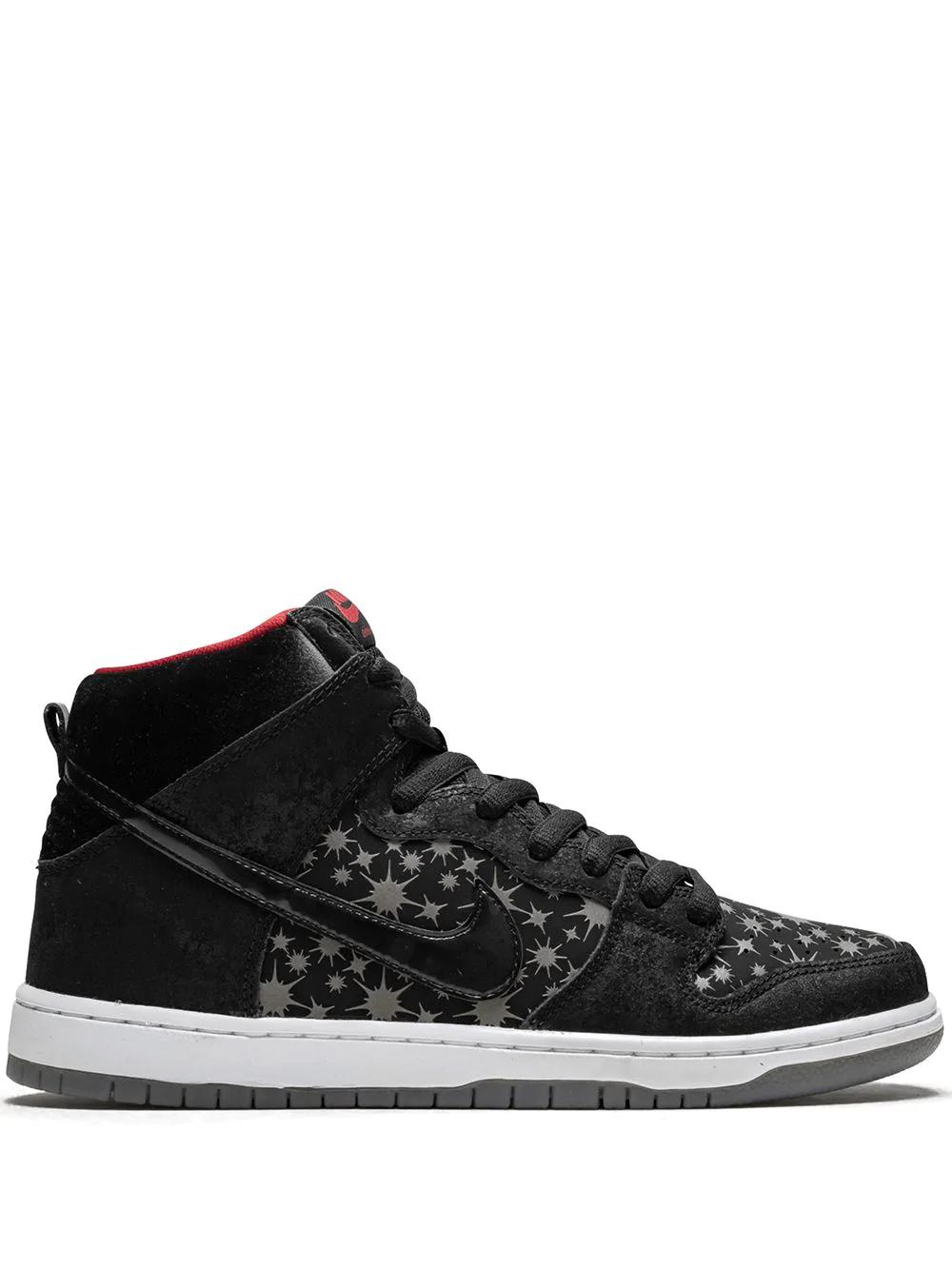 Dunk High Premium SB "Paparazzi" sneakers by NIKE