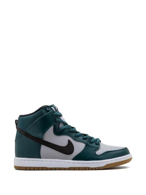 Dunk High Pro SB sneakers by NIKE