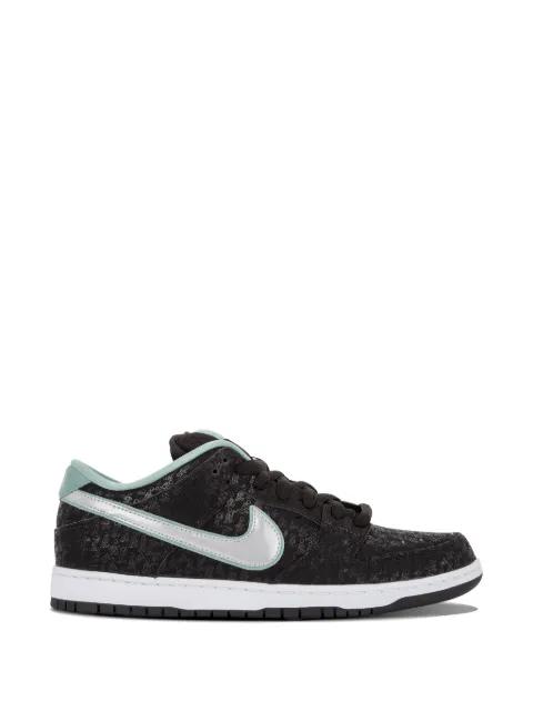 Dunk Low Pro Premium sneakers by NIKE