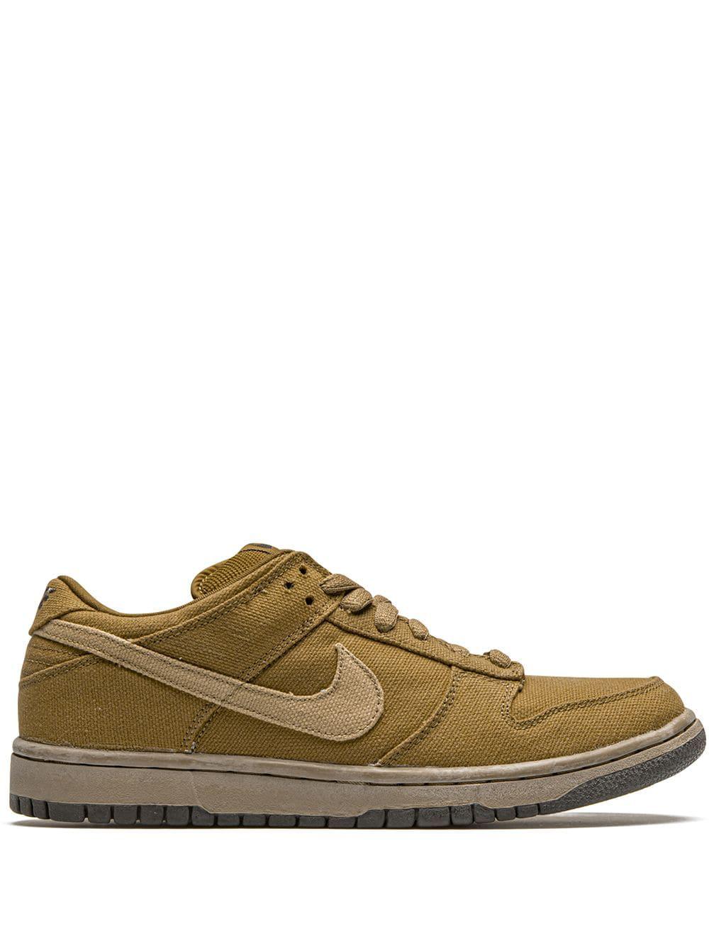 Dunk Low Pro SB sneakers by NIKE