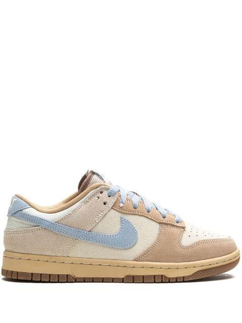 Dunk Low "Sanddrift/Armory Blue" sneakers by NIKE