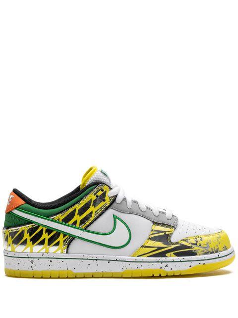 Dunk Low "What the Duck Away University of Oregon PE" sneakers by NIKE