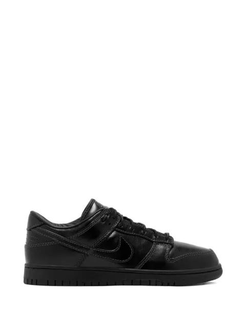 Dunk Low logo-detail sneakers by NIKE