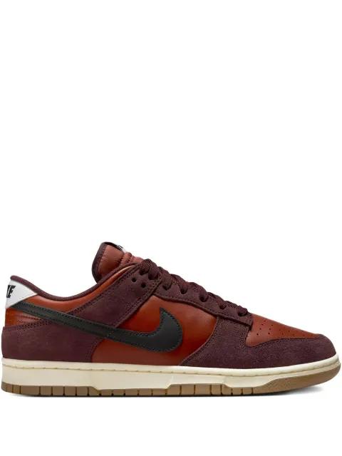 Dunk Low retro SE leather sneakers by NIKE