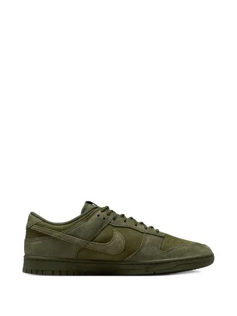 Dunk Low sneakers by NIKE
