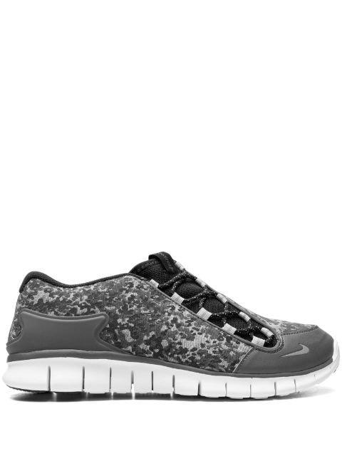 Footscape Free "Black/White" sneakers by NIKE