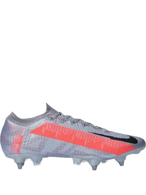 Mercurial Vapor 13 Elite SG Pro soccer shoes by NIKE