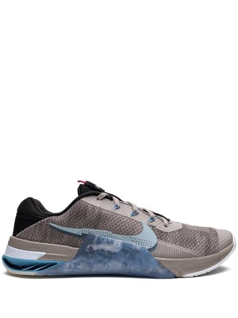 Metcon 7 AMP sneakers by NIKE