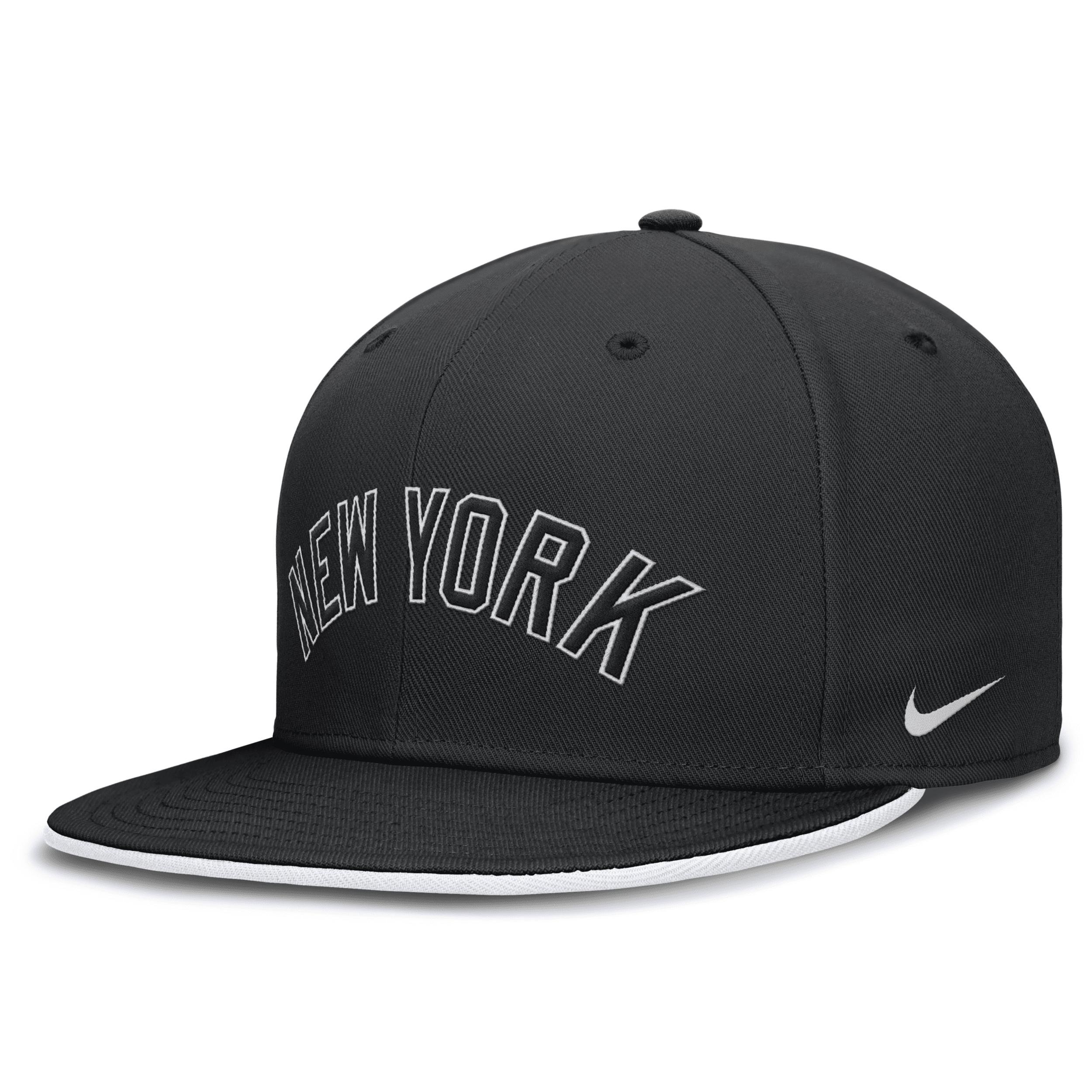 New York Yankees Primetime True Nike Men's Dri-FIT MLB Fitted Hat by NIKE