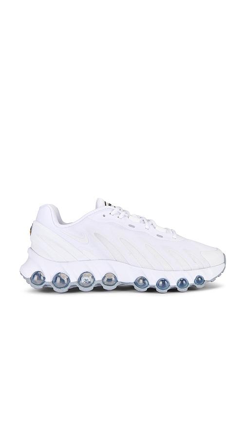 Nike Air Max DN8 Sneakers in White by NIKE