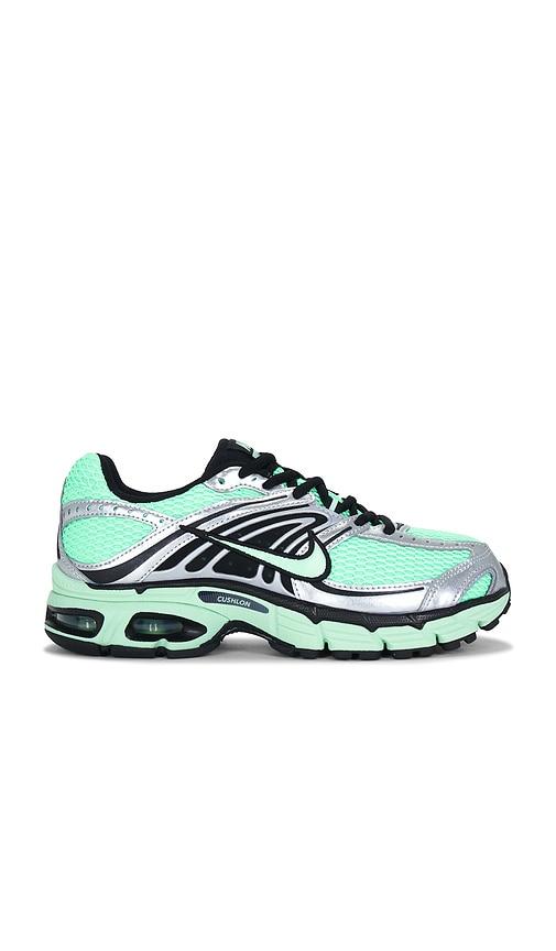 Nike Air Max Moto 2k Sneaker in Green by NIKE