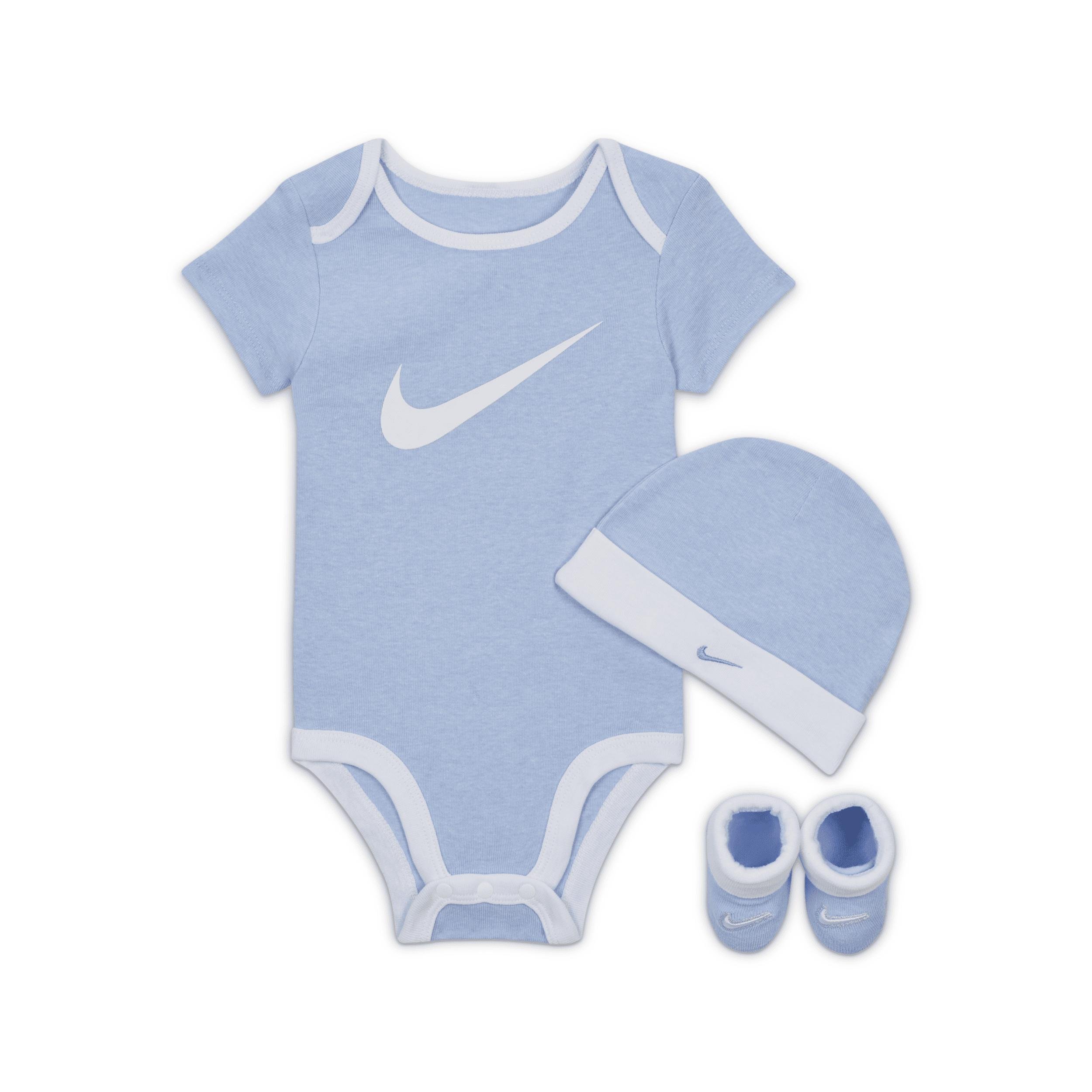 Nike Baby (6-12M) Bodysuit, Hat and Booties Box Set by NIKE