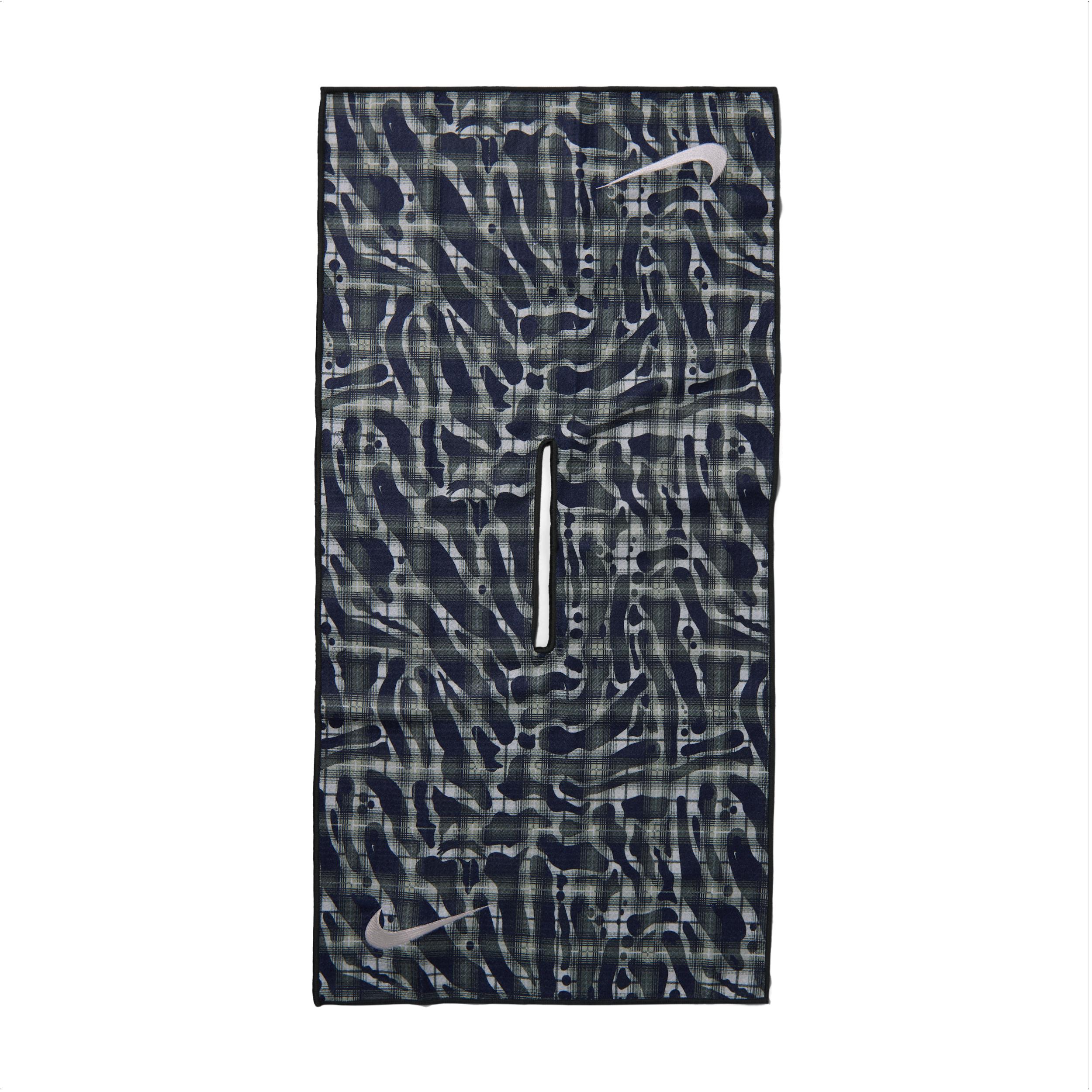 Nike Caddy Golf Towel by NIKE