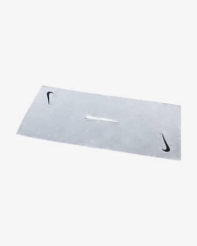 Nike Caddy Golf Towel by NIKE
