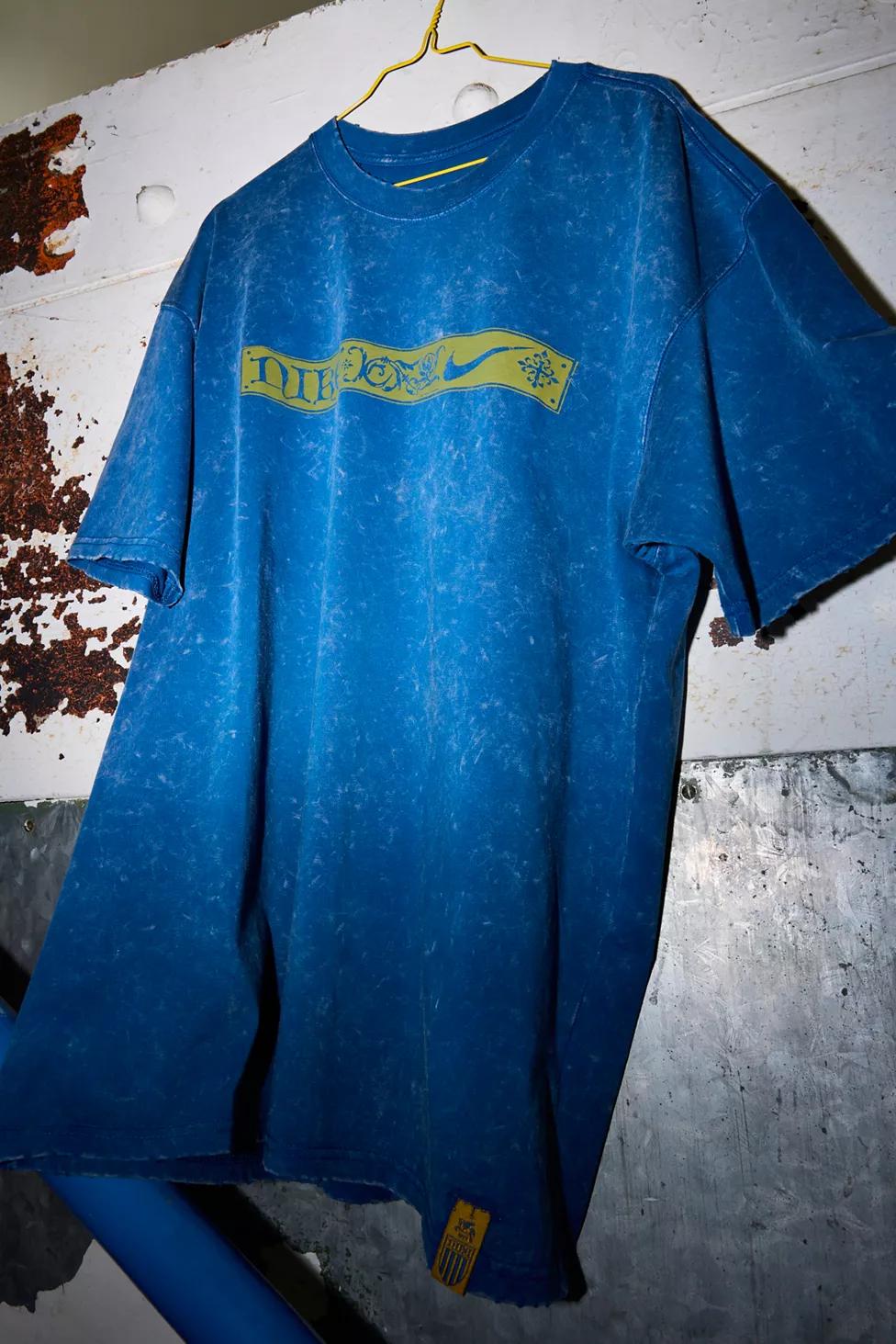 Nike Camelot Core Graphic Tee by NIKE