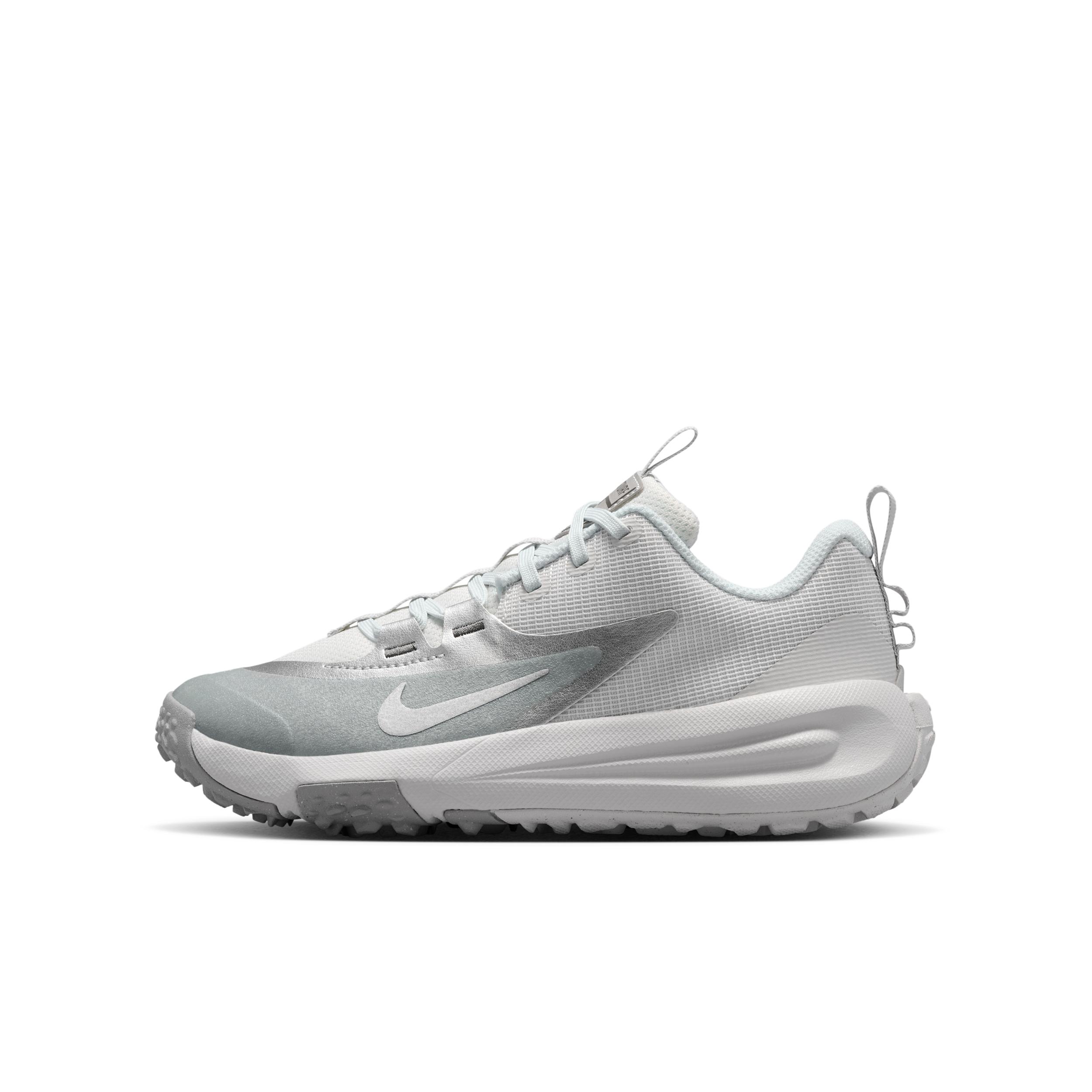 Nike Cross Turf Big Kids' Shoes by NIKE